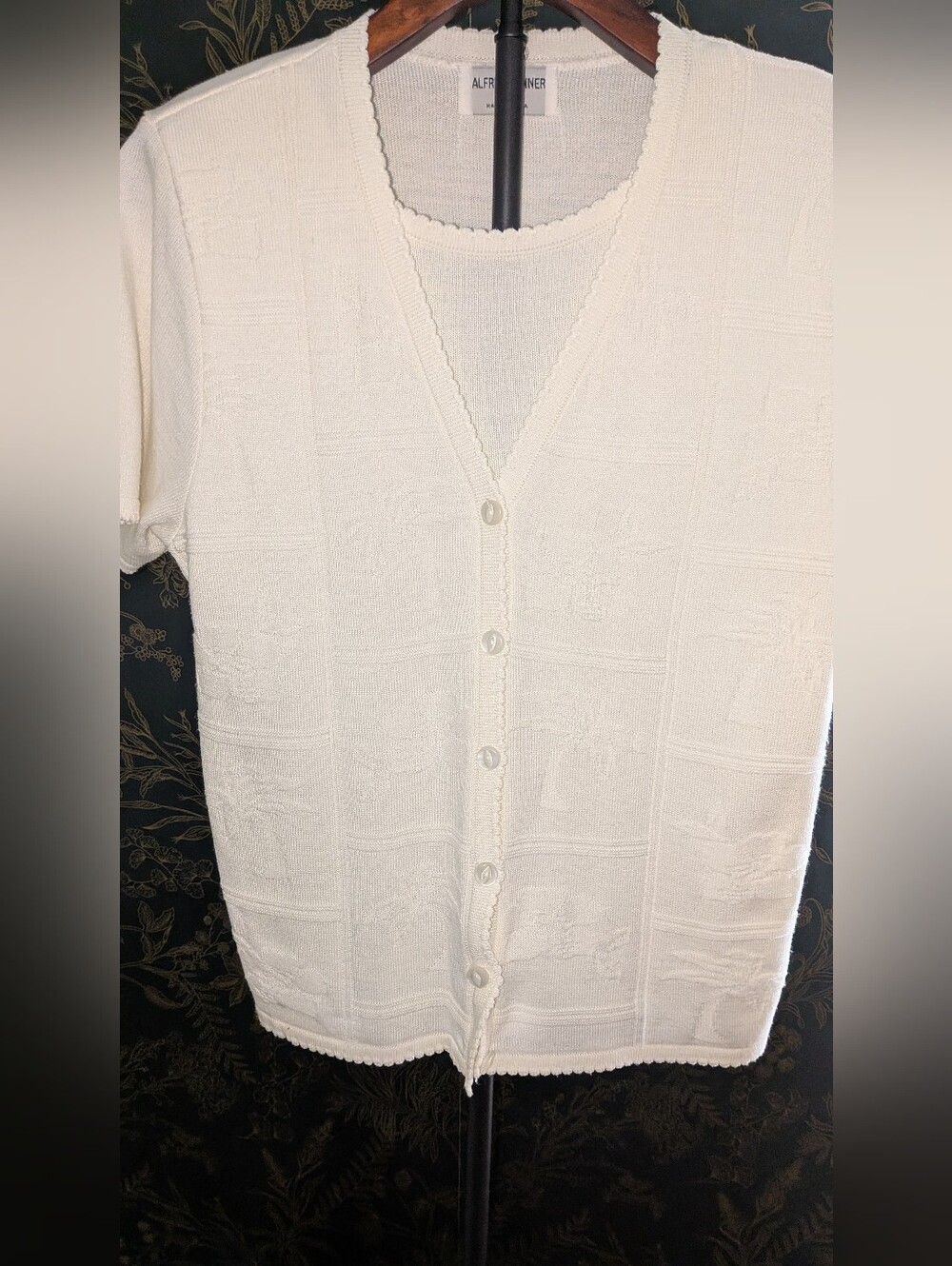 Alfred Dunner White Attached Cardigan Tank Top Size S
